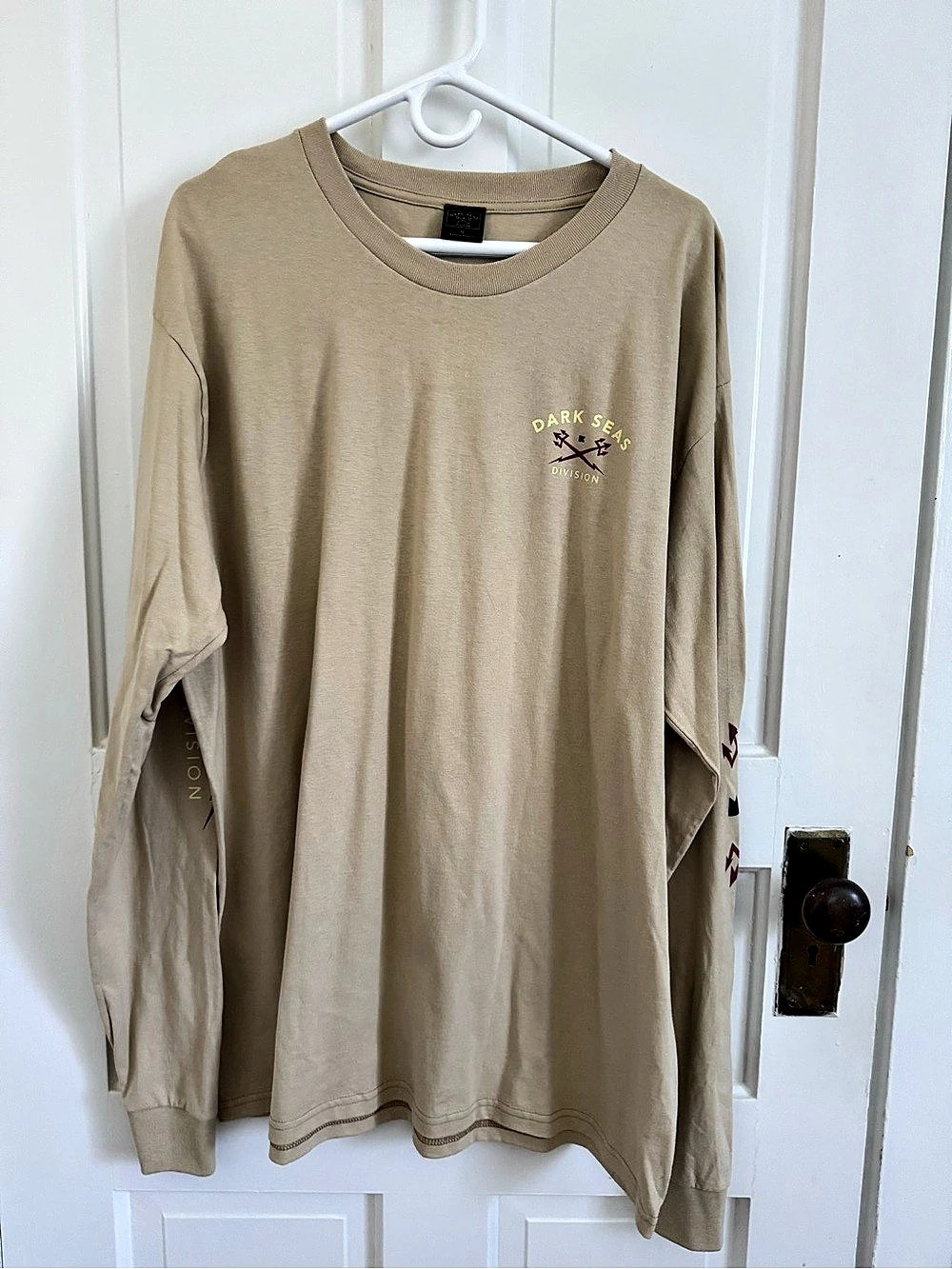 Dark Seas Headmaster V3 LS Tee Long Sleeve Tee Beige Waist Large